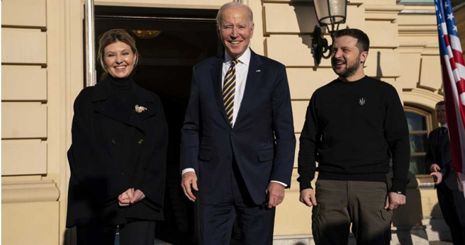 拜登突袭访问基辅。（图／达志／美联社）