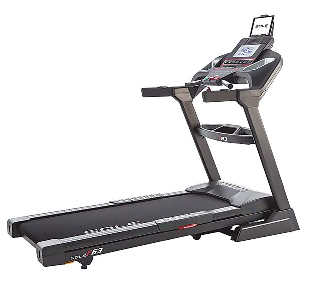 统一时代百货台北店的SOLE索尔F63跑步机，推荐价4万8399元。（统一时代百货台北店提供）