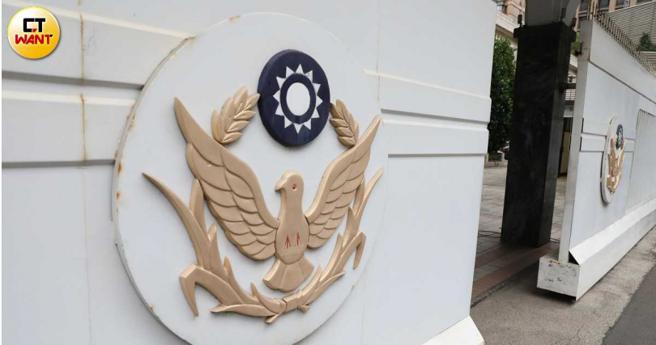 资深员警怒批，公服法修正条文上路前明明有3年时间，警政署却怠惰未商讨研议，完全不管基层死活。（图／刘耿豪摄）