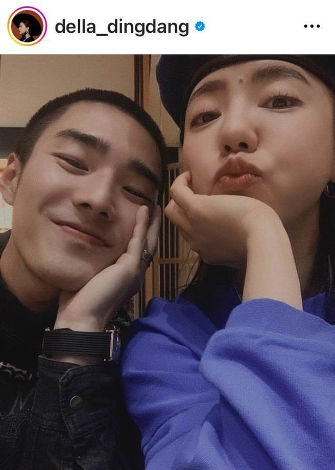 丁噹在IＧ秀出与小金城武合照。（摘自IG）