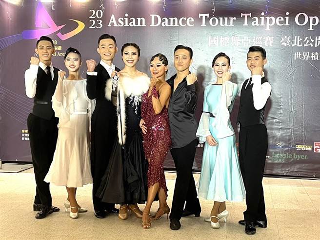 台北市體育局21日舉辦「國標舞亞巡賽—台北公開賽」賽前記者會。（蔡佩珈攝）