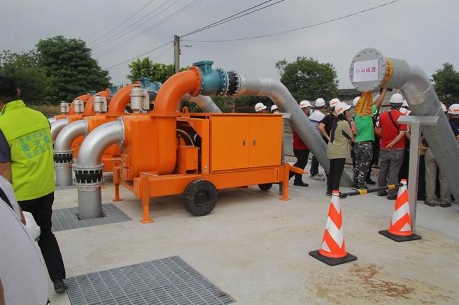 嘉义县民雄乡水资源回收中心净化污水后再利用为生活次级用水。（嘉义县政府提供／廖素慧嘉义传真）