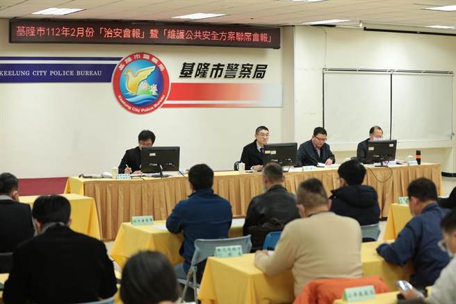 谢国梁表示，目前「行人友善，温暖有爱」的专案，较去年同期114件减少33件，下降幅度达28.9％，执法政策已见初步成效。（基隆市政府提供／徐佑升基隆传真）