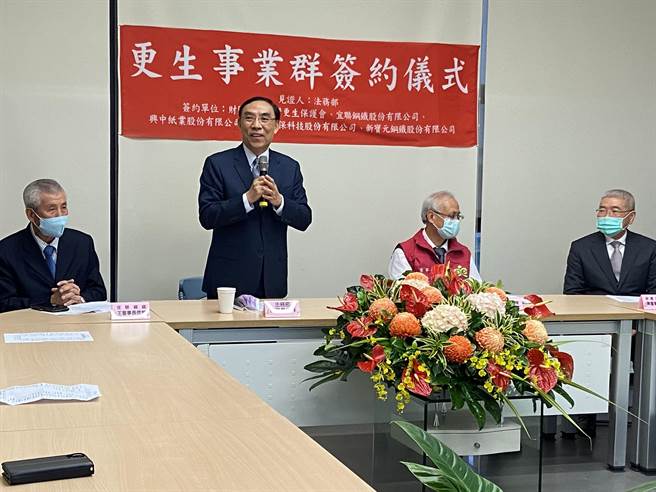 法务部长蔡清祥表示，希望更多善心厂商能延续下去，协助更生人。（吴佩蓉摄）