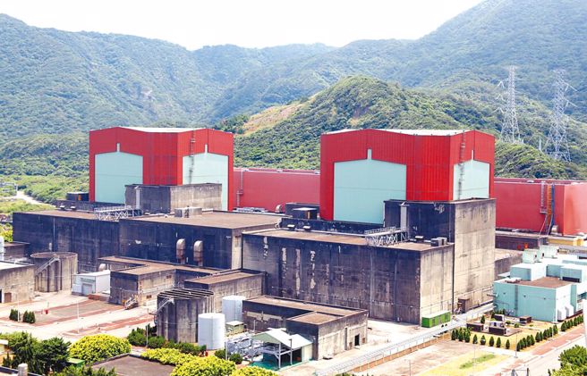 核电延役降低电价涨幅？王美花：核二2号机势必得停。图为核二厂外观。（本报资料照片）