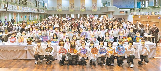 教育局20日舉辦「新北市111學年度第2學期分區公私立幼兒園園長（主任）會議」暨性平天使團、陽光宣講團宣講講師授證典禮。（新北市教育局提供／王揚傑新北傳真）