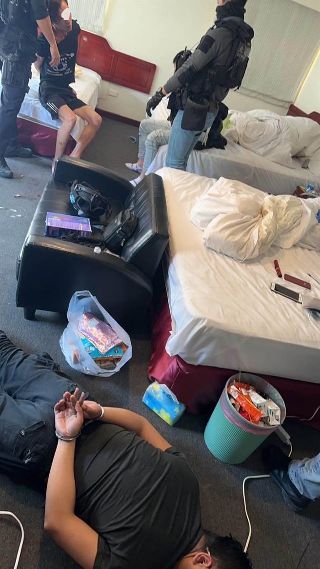 警方破获「兔爷」洗钱水房，救出6名肉票。（警方提供）