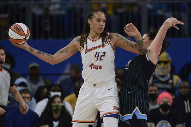 7届WNBA全明星格林纳重回水星队效力。(美联社资料照)