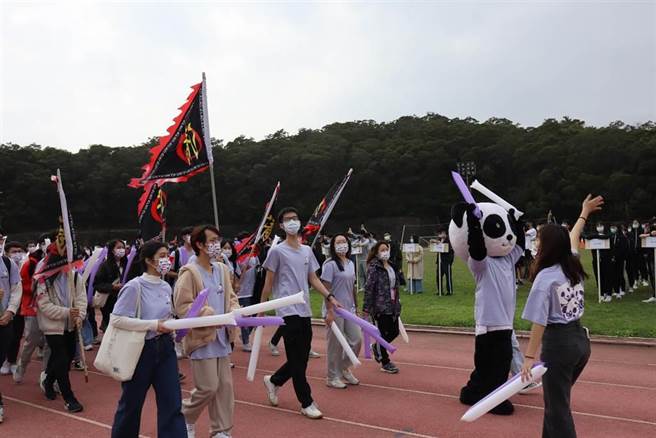 本届癸卯梅竹为第55届梅竹赛，依循梅竹法规轮到阳明交大主办、清大协办，一系列赛事将于2月24日至2月26日举办。图为去年梅竹赛画面。（本报资料照）