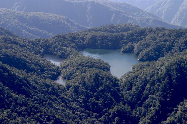 大鬼湖。(屏县府提供)