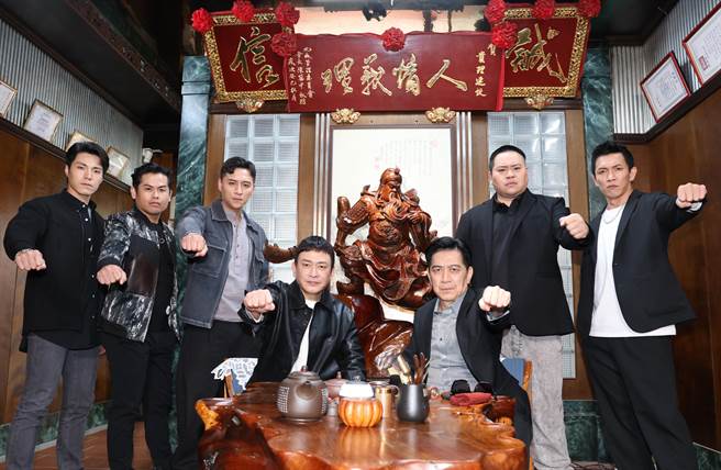 《角头》影集在大稻埕拍摄大场面的角头开战。（陈俊吉摄）