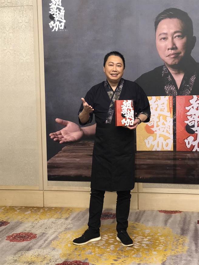 趙正平今天鬆口與小22歲女友的結婚進度。（鄭宜熏攝）