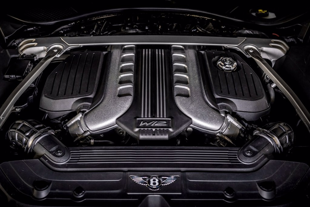 Bentley宣佈結束12缸引擎生產，將由Batur作最後的W12演出
(圖/CarStuff)