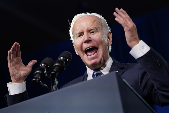 前立委蔡正元引述美國媒體人在推特的爆料，稱美國總統拜登（圖）曾透露有「毀滅台灣計畫」。（圖／美聯社）