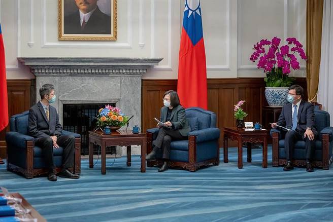 总统：政府持续投入资源 让生技医疗成台湾下个兆元产业。总统府提供