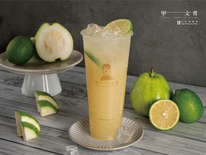 甲文青连假期间推会员优惠，满额就送8折优惠券且不限张数。（甲文青提供）