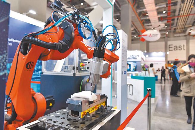 受外需动能减弱、春节工作天数减少两大不利因素夹击，1月工业生产指数大减逾2成，创下近14年最大衰退。(资料照)