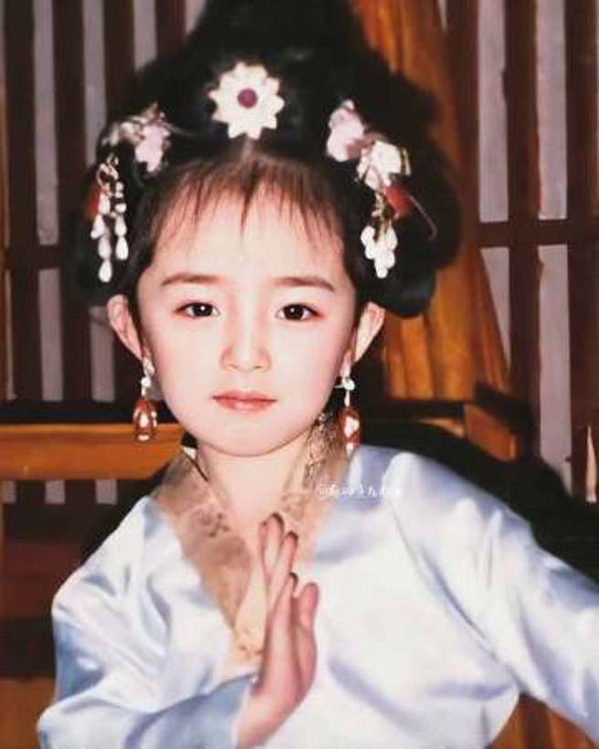 杨幂1990年在电视剧《唐明皇》饰演「咸宜公主」一角。(图/微博)