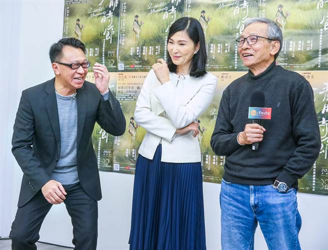 游安顺、张玉嬿加入吴念真编导的《清明时节》演出。（粘耿豪摄）