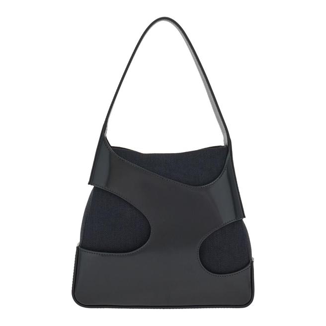 FERRGAMO 迷你黑色鏤空手提包，6萬6900元。（FERRGAMO提供）