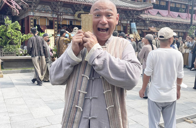 艺人金刚。（图／金刚 （李信樵）脸书）	