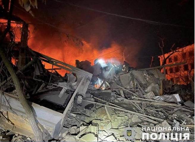 俄乌战争一周年，陆媒：留给世界的10点启示。（图／路透）