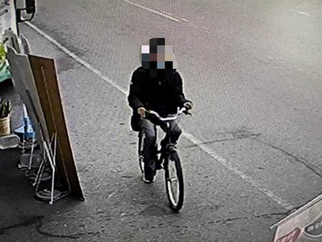 屏东荣总院区旁歷史建筑「正气楼」5日发生火警，警方22日查明确实是人为纵火，并在彰化逮获31岁徐嫌，据悉嫌犯疑为街友。（警方提供／谢佳潾屏东传真）