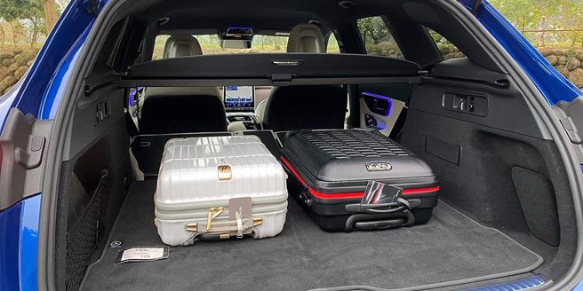 置物空间比前代增大，基本即达620公升，后座摆平后可扩增至1680公升。（图/于模珉）