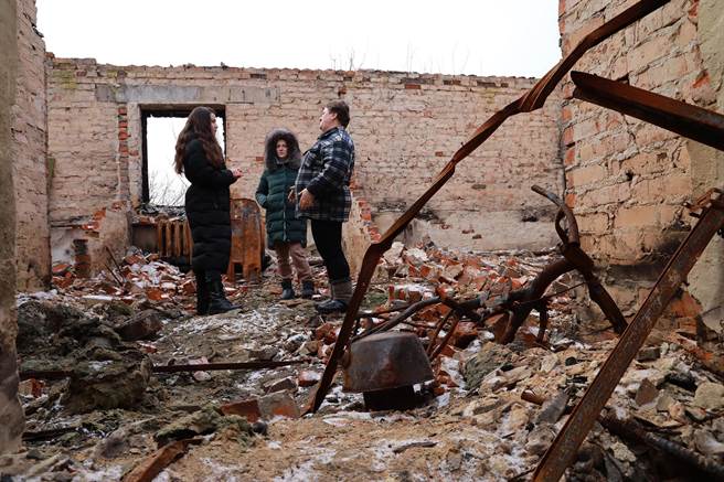 世界展望会都会在不同阶段，支持乌克兰儿童和家庭的身心福祉需求，关怀最脆弱家庭的孩子，和他们一起迎来和平曙光、迈向重建。（展望会提供／林良齐台北传真）