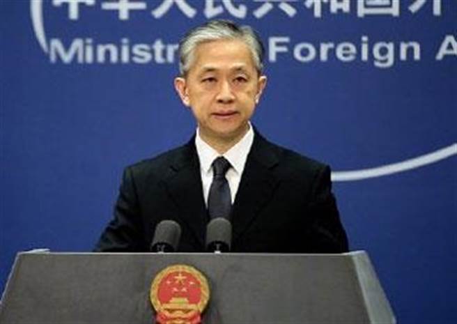 美驻大陆大使称中方涉美报告是粗暴宣传，陆外交部回应：美国不习惯听真话。（大陆外交部）