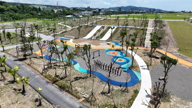 大嵙崁亲水园区(左岸)。（水务局提供／蔡明亘桃园传真）