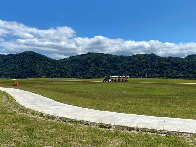大嵙崁景观土丘(左岸)。（水务局提供／蔡明亘桃园传真）
