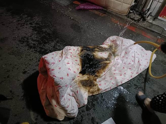 消防局提醒使用电热产品要慎防发生火灾意外。（翻摄照片／林郁平台北传真）