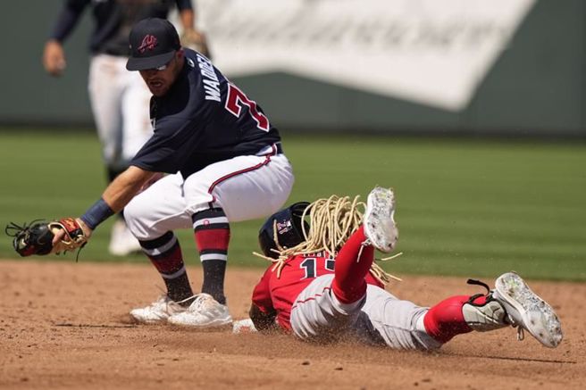 红袜与勇士的热身赛因为投球计时器造成意外的结果。（美联社）