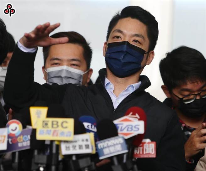 台北市长蒋万安竞选时承诺优先成立「青年事务局」，迄今却没下文。（本报资料照片）