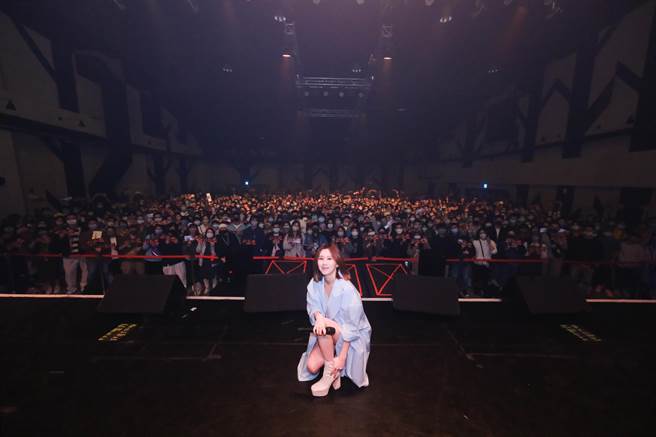 白安25日在高雄举办「没有人写歌给你过吧」新歌巡迴演唱会。（相信音乐提供）