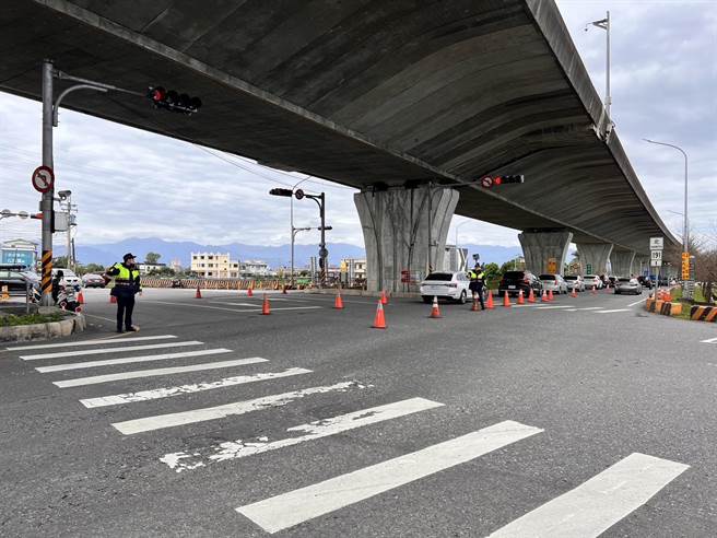 国道5号预估午后将涌现更多车潮，壅塞情形持续至深夜始能纾解。（宜兰县警察局提供／吴佩蓉宜兰传真）