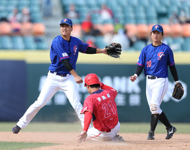 中華隊結束8場自辦熱身賽，但在戰術執行上仍有需加強的地方。（陳怡誠攝）