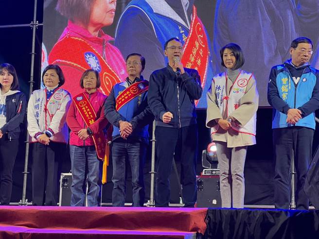 朱立倫率女力縣市長挺林明溱，批賴清德為勝選抹黑。（林明溱競總提供／廖志晃南投傳真）