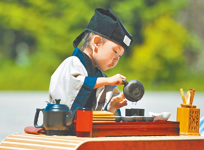 所谓茶道，是保全茶味的真，藉以体验生命里的真，发现顶天立地的真。（本报资料照片）