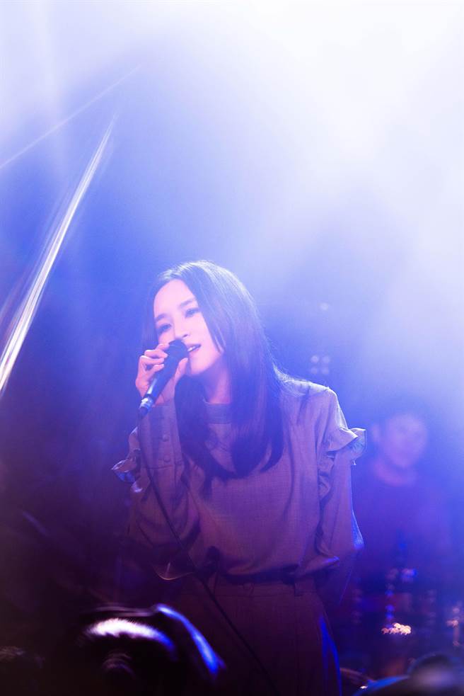 法蘭12日移師到高雄LIVE WAREHOUSE開唱。（相映國際提供）