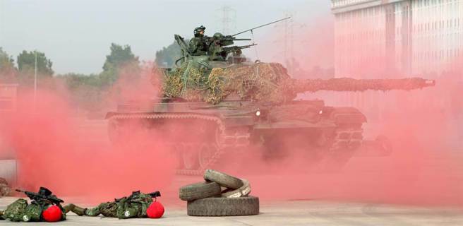 国防部日前公告修正《全动法》，网友质疑是要持续往战争迈进吗？（示意图／中时资料照／郑任南摄）