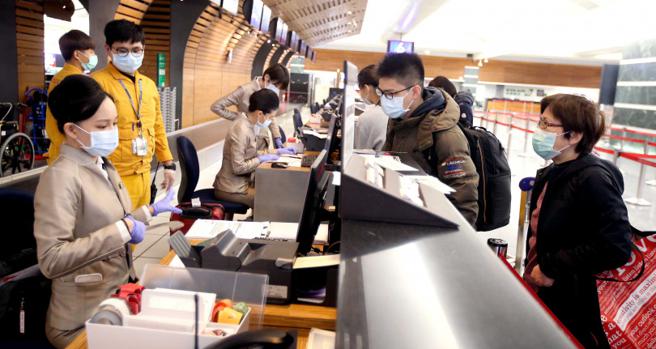 星宇航空持股5张以下的股民即有6万6668人。股图为星宇航空台北大阪航线首航。（图／报系资料照）