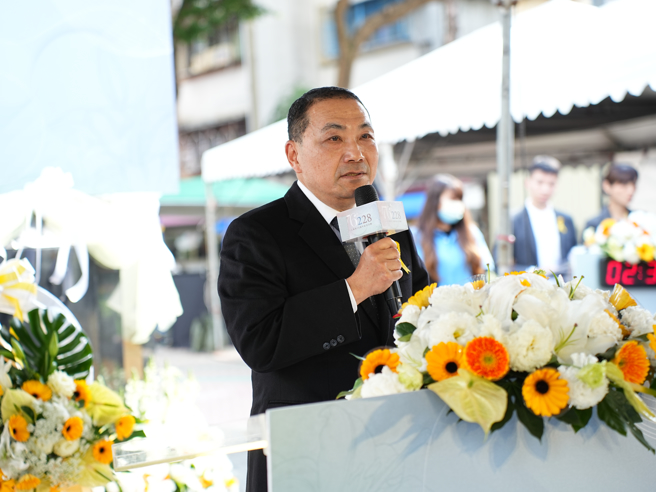 新北市长侯友宜28日出席二二八76周年纪念仪式抛出「社会公平、两岸和平、国家太平、人民安心、社会安定、国家安全」等三平三安口号。（资料照,黄敬文摄）