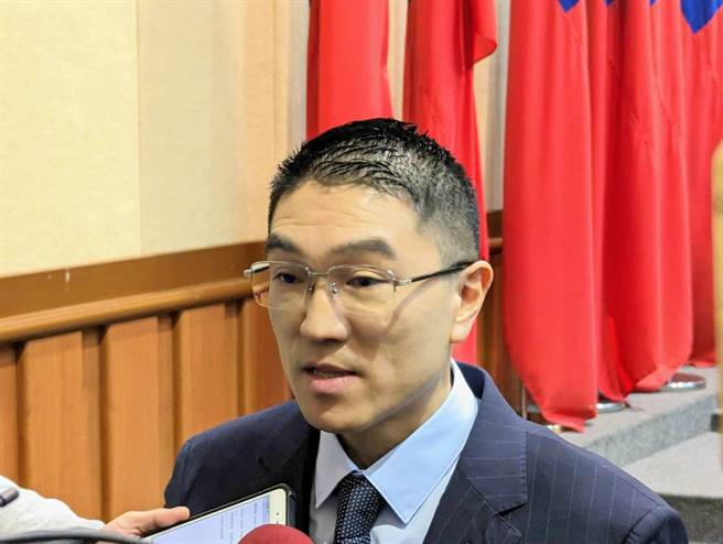 基隆市長謝國樑表示，基隆地方政府的基捷工程負擔額從原本提的17.7億元變成53.86億元，財政恐將步入「黑暗期」。（張志康攝）