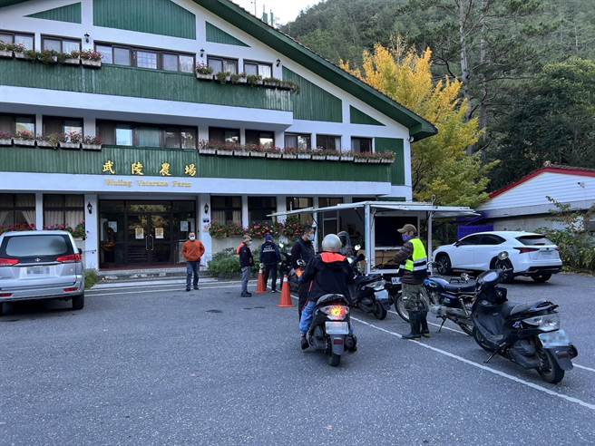 台中市环保局今年3月16日到19日到梨山地区巡迴举办机车排气检验。（环保局提供／张亦惠台中传真）