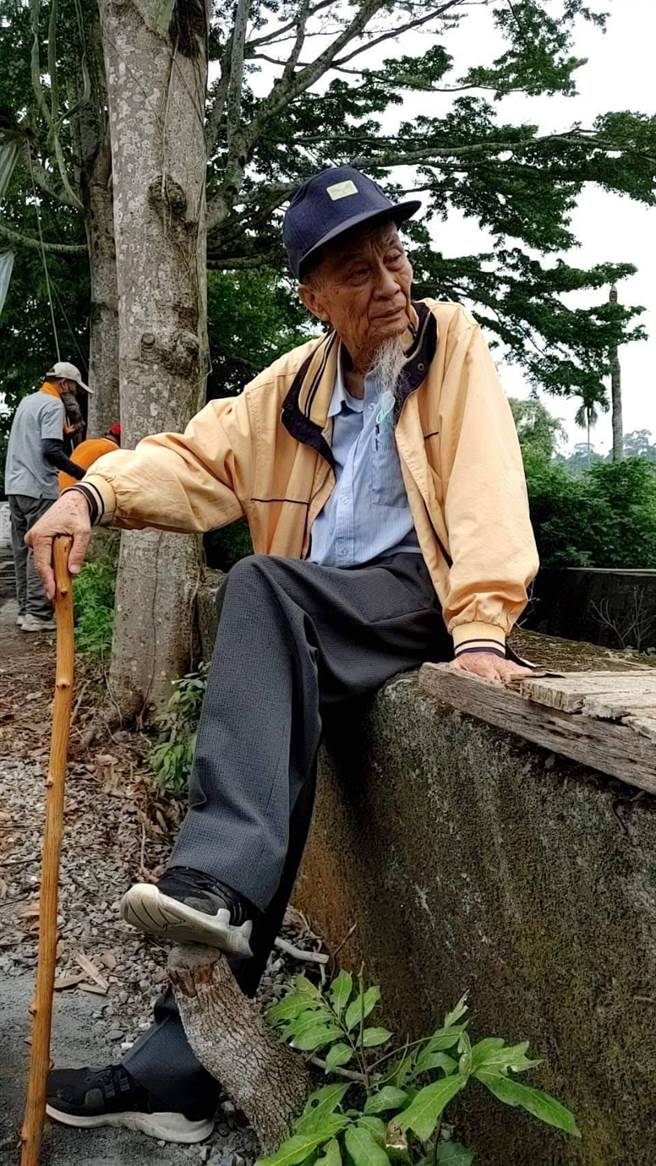 紫山德善团执行李纪达回忆，苏鹤寿（如图）老先生为人随和风趣，从不居功，并热心地提携晚辈。（紫山德善团提供／张毓翎台南传真）