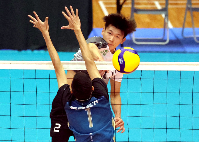 彰化师大陈恩得攻击成功。（大专体总提供）