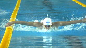 游泳》暌違7個月比長水道 王冠閎距奧運B標0.38秒