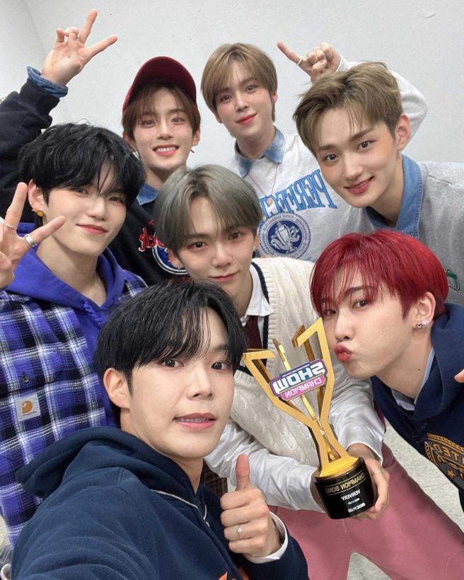 出道第1415日，VERIVERY首次拿下音乐节目一位。（图／翻摄VERIVERY官方IG）